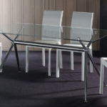 Table de bureau en verre et métal