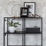 Table d'entrée moderne