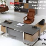 Bureau de direction moderne avec retour